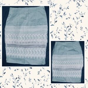 NWOT Vintage Hommage Los Angeles blue pencil skirt with white embroidery/lace SM